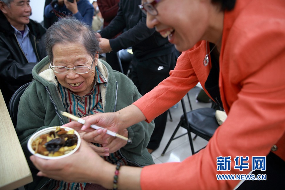 一碗長壽面，一片感恩情