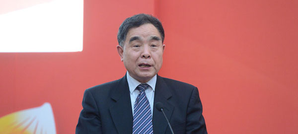 全國人大教科文衛委員會主任委員、清華大學新聞出版學院院長柳斌杰致辭