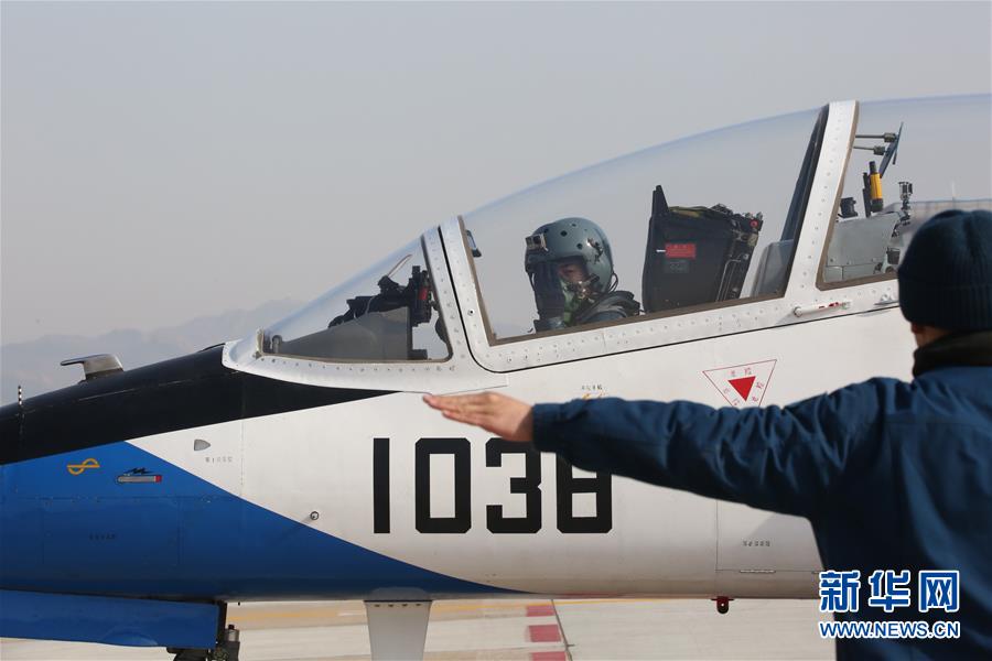 (圖文互動)(1)空軍首次在飛行院校推廣教-8飛機失速尾旋訓練