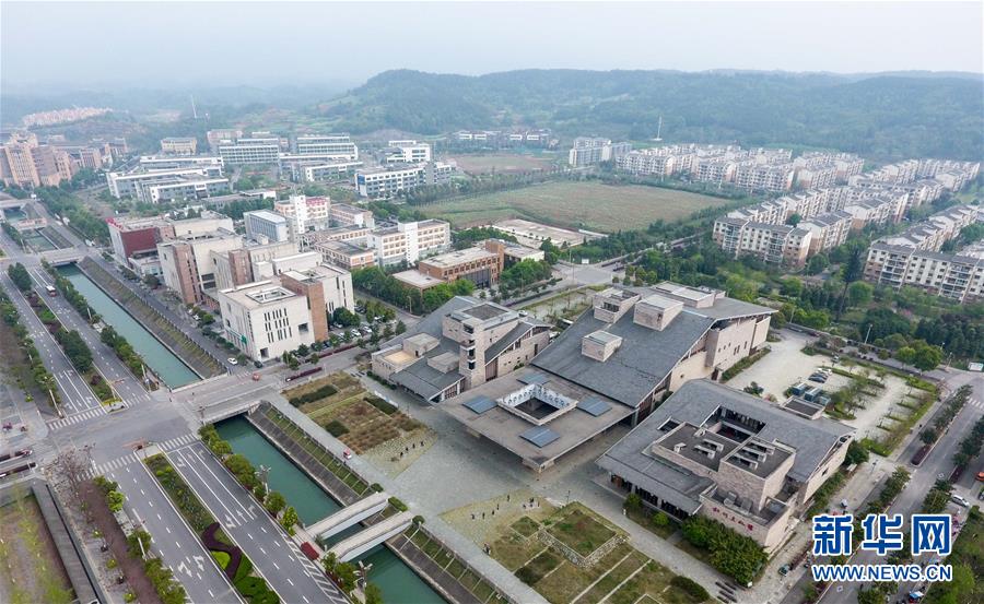 (圖文互動)(2)特寫:愛依然還在——震后十年四川地震災區的港澳臺援建印跡