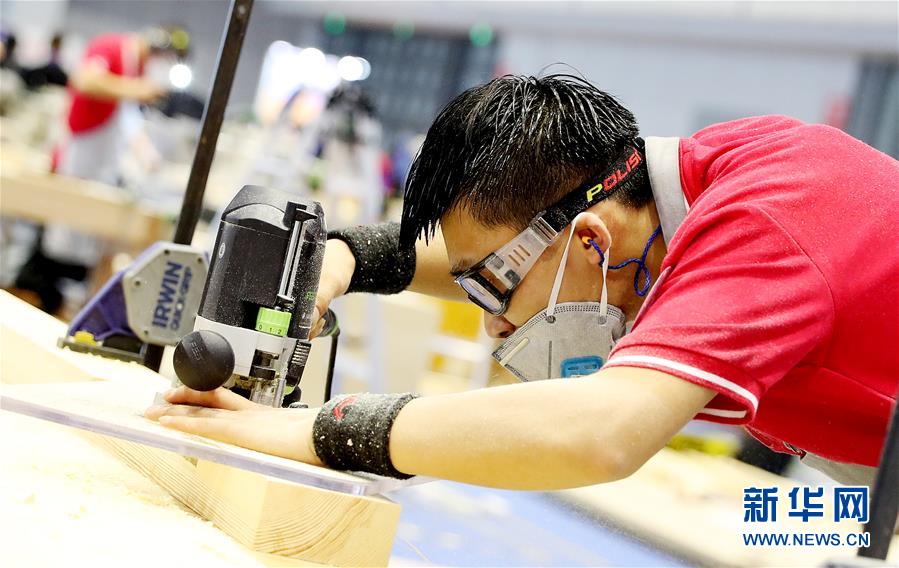 （新華全媒頭條·圖文互動）（5）上下合力，聚力破障，開辟“大國工匠”建設新格局