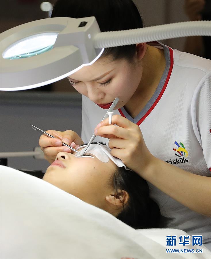 （新華全媒頭條·圖文互動）（6）上下合力，聚力破障，開辟“大國工匠”建設新格局