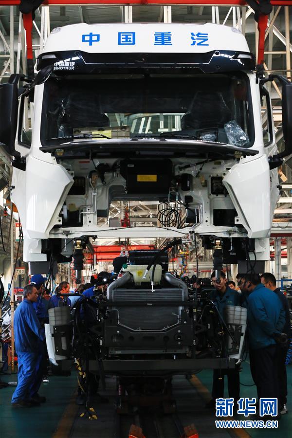 （新華全媒頭條·圖文互動）（5）心中有夢想，腳下就有力量——寫在“中國夢”提出六周年之際