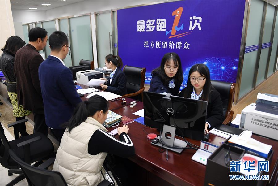 （新華全媒頭條·圖文互動）（8）心中有夢想，腳下就有力量——寫在“中國夢”提出六周年之際