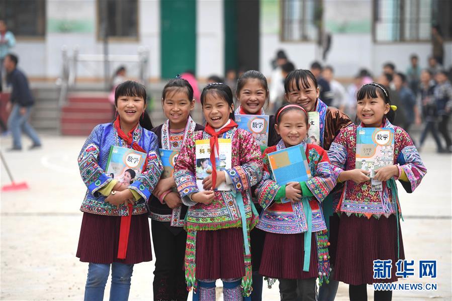 （輝煌60年·壯美新廣西·圖文互動）（7）攜手描繪八桂大地上的美麗畫卷——寫在廣西壯族自治區成立60周年之際