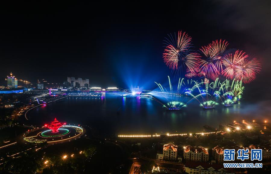 （新華全媒頭條·圖文互動）（13）領航！向著高質量發展堅定前行——以習近平同志為核心的黨中央引領中國經濟發展述評