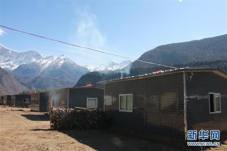 （圖文互動）（1）&ldquo;這里過新年和往常一樣熱鬧&rdquo;&mdash;&mdash;西藏雅江堰塞湖受災群眾安置點新春見聞