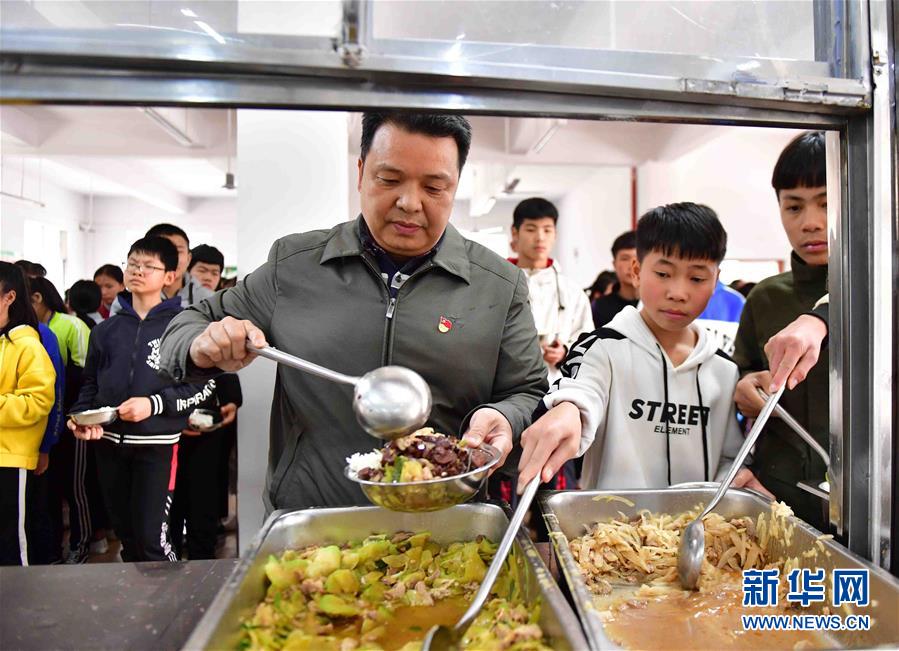 (社會)(1)《學校食品安全與營養健康管理規定》今日施行