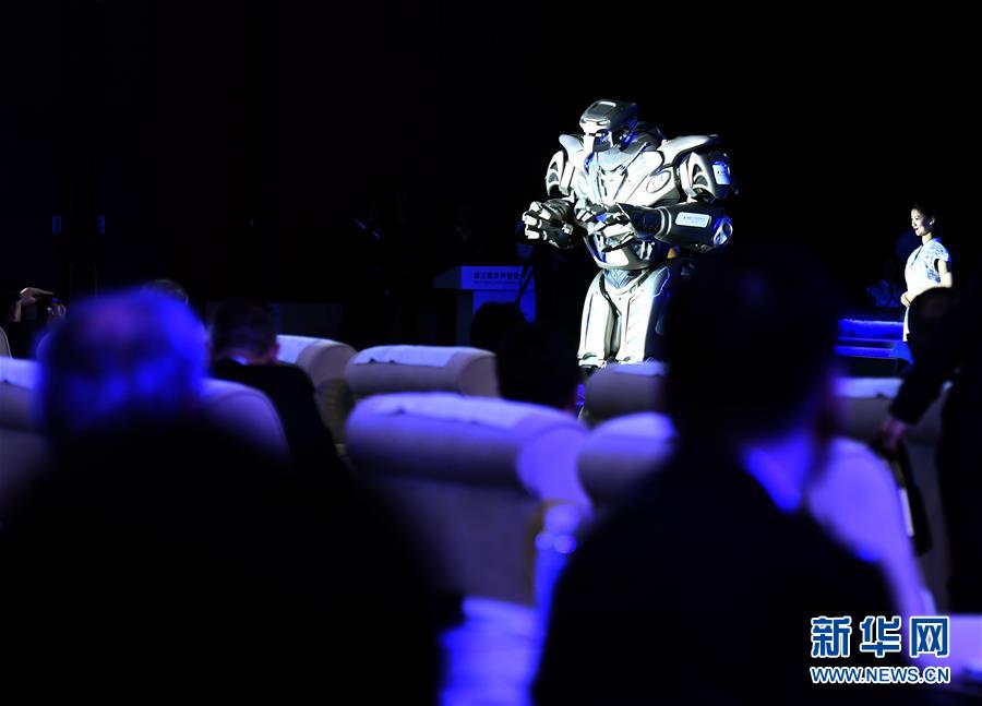 （新華全媒頭條·圖文互動）（1）擁抱智能新時代：世界智能大會釋放了哪些新信號？