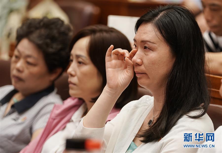 (圖文互動)(2)張富清同志先進事跡報告會在武漢舉行