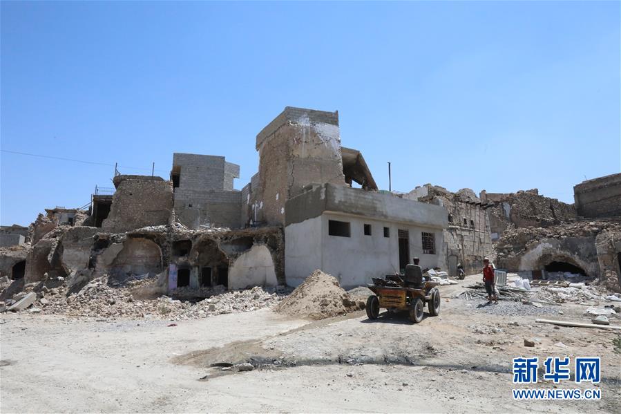 （國際&middot;圖文互動）（6）通訊：中企員工愛心捐款助摩蘇爾老城民眾重燃生活希望