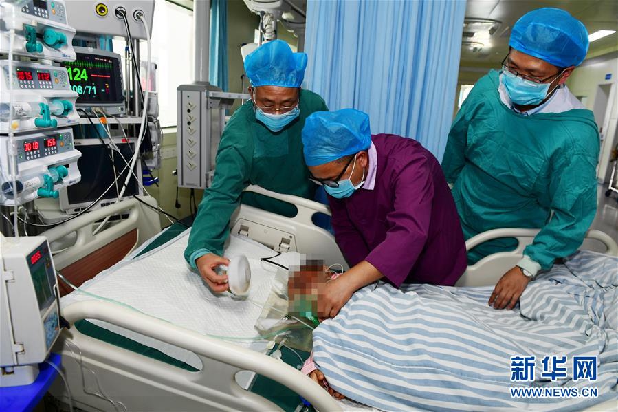 （新華全媒頭條·圖文互動）（12）有一絲希望，就盡百倍努力——貴州水城“7·23”特大山體滑坡72小時救援紀實