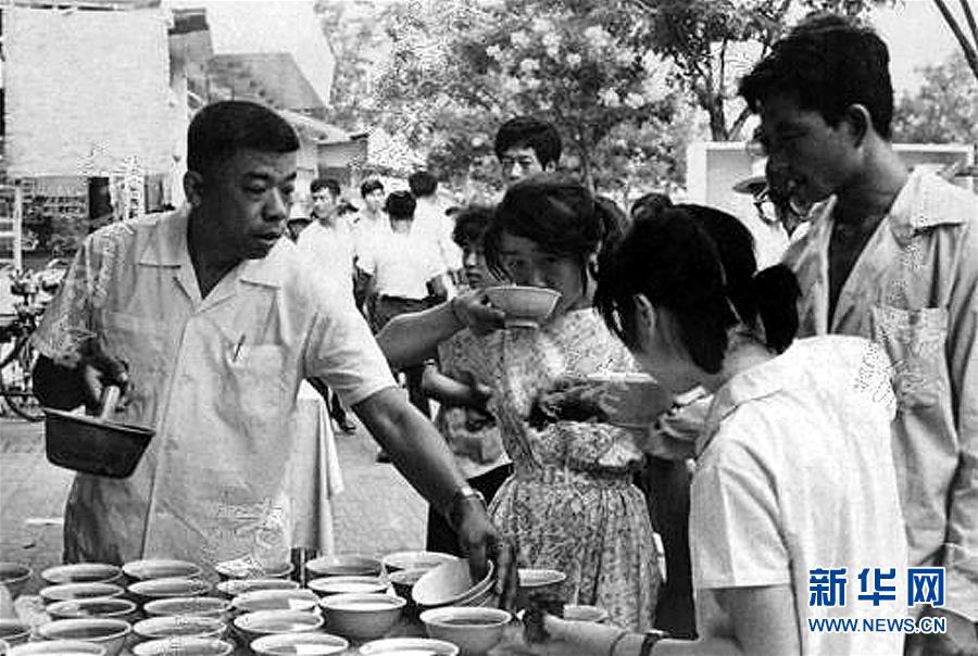 (新華全媒頭條·圖文互動)(2)億萬人民的奮斗史詩——獻給共和國70年光輝歷史的創造者