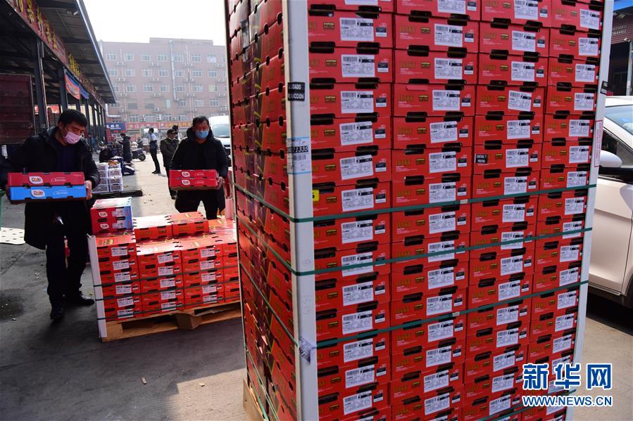 （聚焦疫情防控·圖文互動）（2）吃的東西充足，做點花樣菜吧！——中部地區最大農產品批發市場見聞 