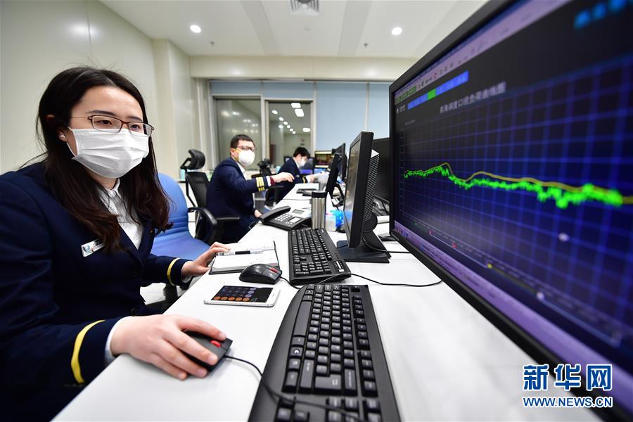 (聚焦疫情防控·圖文互動)(1)電網指揮官:“千軍萬馬”戰疫情