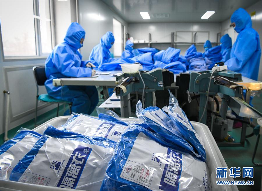 （在習近平新時代中國特色社會主義思想指引下——新時代新作為新篇章·習近平總書記關切事·圖文互動）（3）不放松！——各地努力抓緊抓實抓細疫情防控