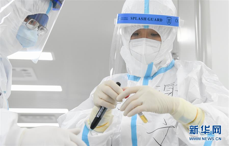 (聚焦疫情防控)(5)女子“偵察兵”:決戰雷神山