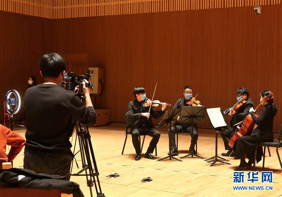 (中國經濟新觀察·圖文互動)(3)“云端”上演新場景——新型消費激活發展新動能