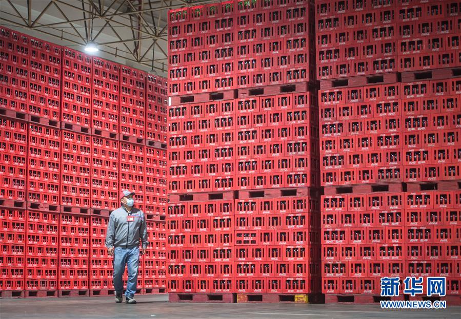 (新華全媒頭條·圖文互動)(12)在艱難中重啟 在陣痛中復蘇——湖北推動安全有序復工復產掃描