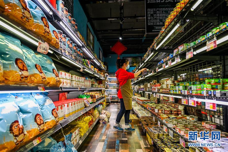 (聚焦疫情防控·圖文互動)(2)“確保輸入病例不影響居民正常生活”——中國最大陸路口岸內蒙古滿洲里口岸抗疫見聞