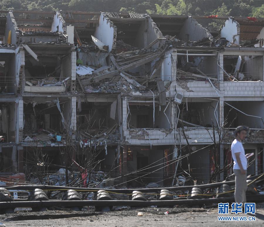 (社會)(4)國務院安委會決定對浙江溫嶺槽罐車爆炸事故查處實行掛牌督辦