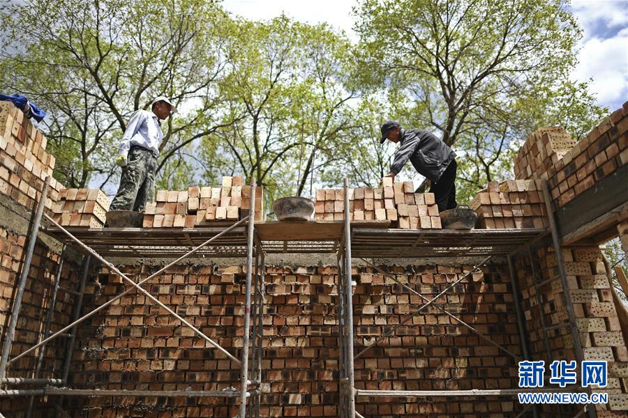 (在習近平新時代中國特色社會主義思想指引下——新時代新作為新篇章·習近平總書記關切事·圖文互動)(6)六盤山下的誓言——來自寧夏的脫貧故事