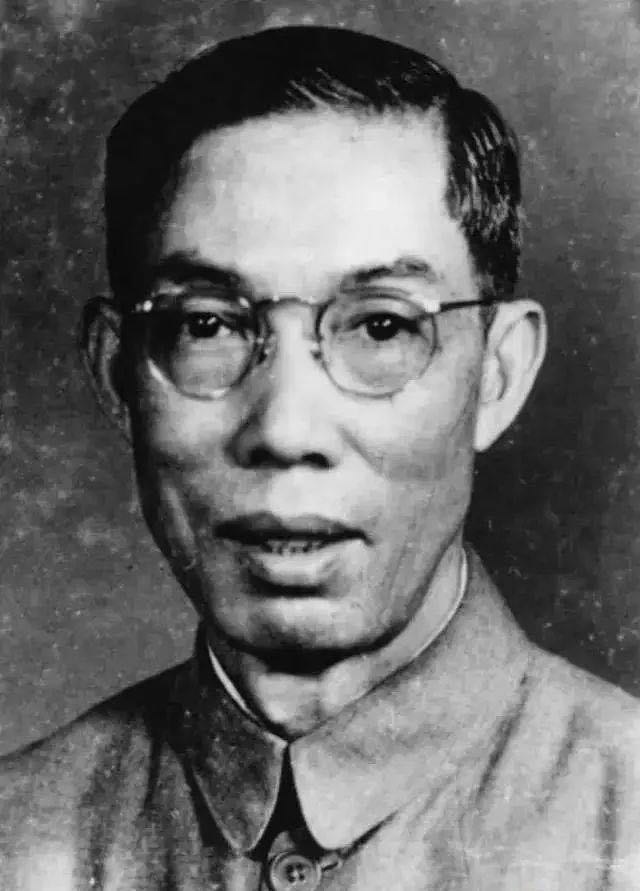 鐘世藩.jpeg