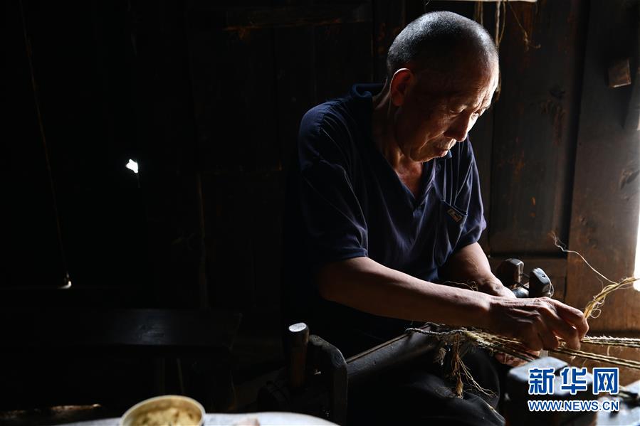 (決戰決勝脫貧攻堅·圖文互動)(1)“草鞋村”的致富經