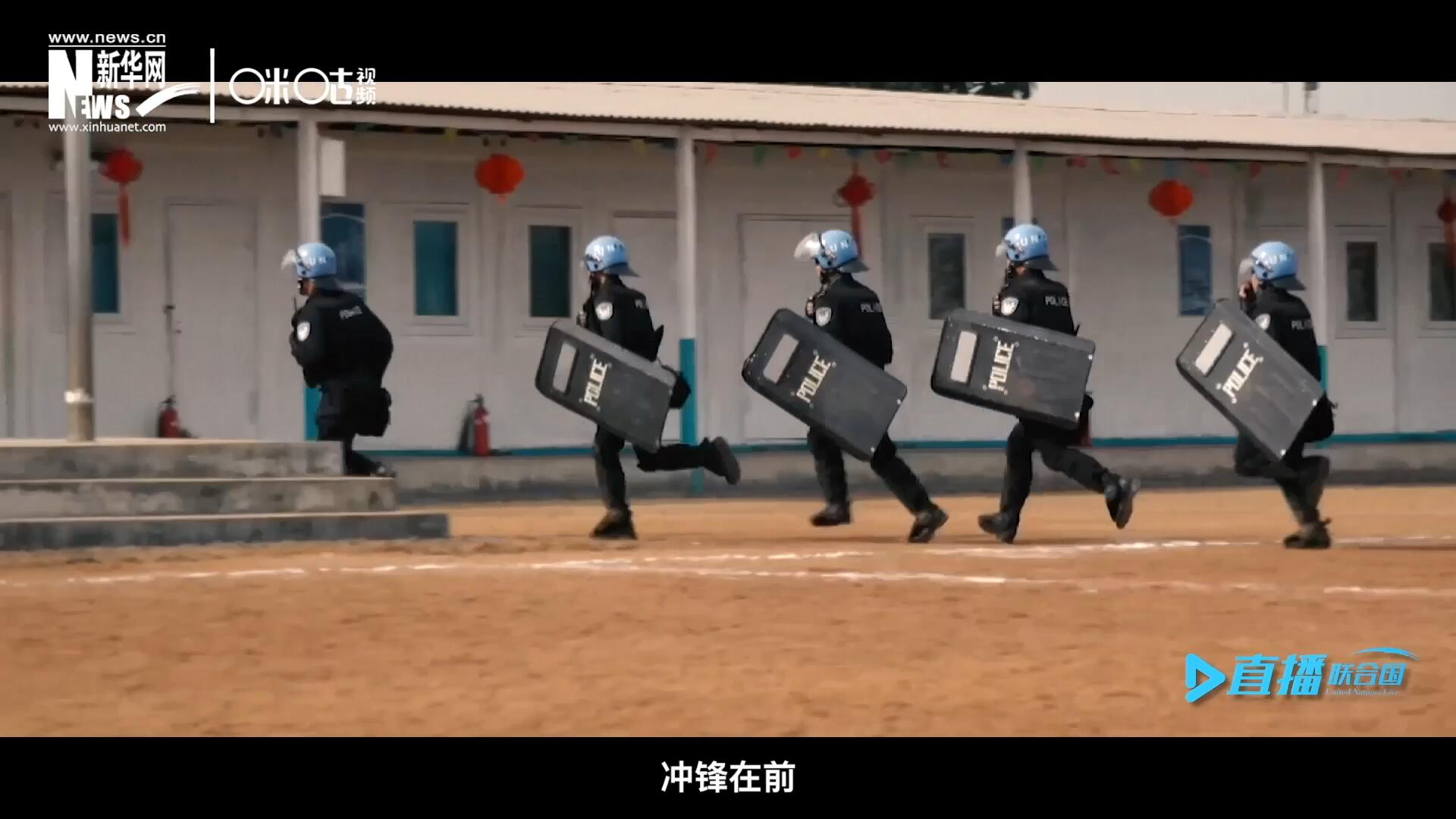 有這樣一支隊伍，他們不畏艱險，沖鋒在前，頭戴藍盔，為和平而戰，他們的名字叫做聯合國維和部隊。
