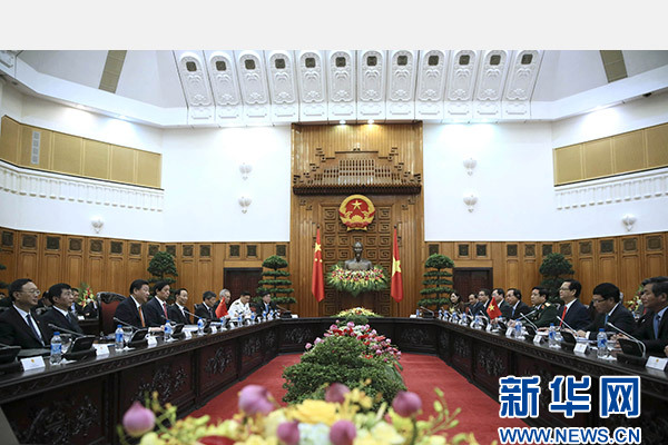 11月5日，中共中央總書記、國家主席習近平在河內同越南總理阮晉勇舉行會談。 新華社記者 蘭紅光 攝