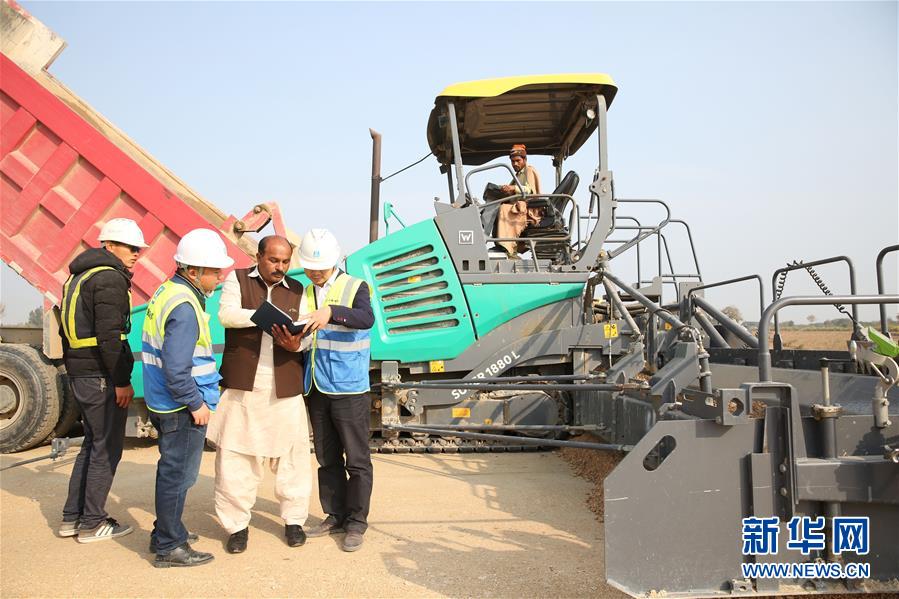 (新華全媒頭條·圖文互動)(4)構建命運共同體 開啟上合新時代——習近平主席推動上合組織發展五年間
