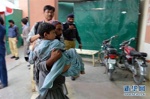 (國際)(1)巴基斯坦發生自殺式炸彈襲擊 至少35人死亡