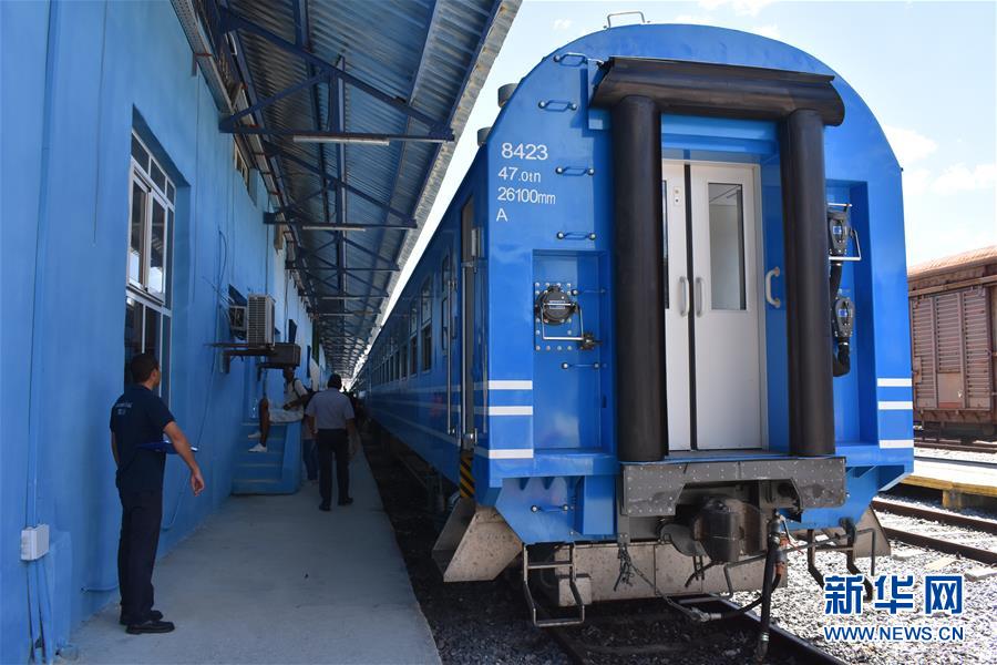(國際·圖文互動)(1)中國列車在古巴正式運行